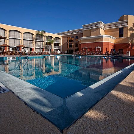 Westgate Towers Hotel Four Corners Екстериор снимка